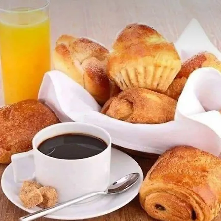 Appartamento Labyrinthe Sur La Place D, Hotes , Calme ,netflix