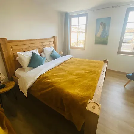Apartment Labyrinthe Sur La Place D, Hotes , Calme ,netflix Mirepoix (Ariege)