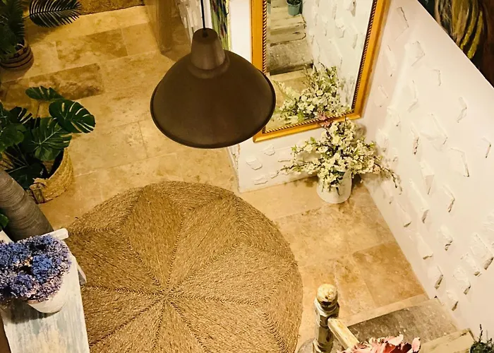 Labyrinthe Sur La Place D, Hotes , Calme ,netflix شقة *