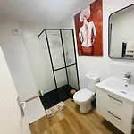 Labyrinthe Sur La Place D, Hotes , Calme ,netflix Appartement Mirepoix (Ariege)