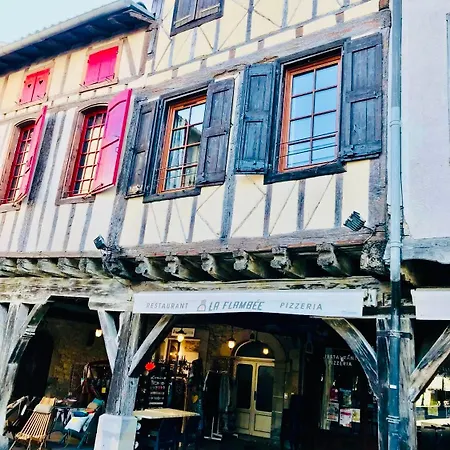 公寓 Labyrinthe Sur La Place D, Hotes , Calme ,netflix