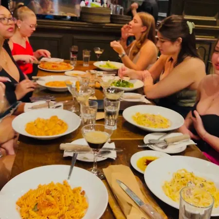 Labyrinthe Sur La Place D, Hotes , Calme ,netflix Апартаменты *