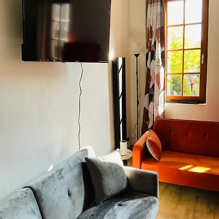 Labyrinthe Sur La Place D, Hotes , Calme ,netflix Apartamento Mirepoix (Ariege)