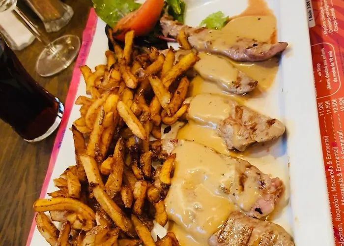 Labyrinthe Sur La Place D, Hotes , Calme ,netflix Daire