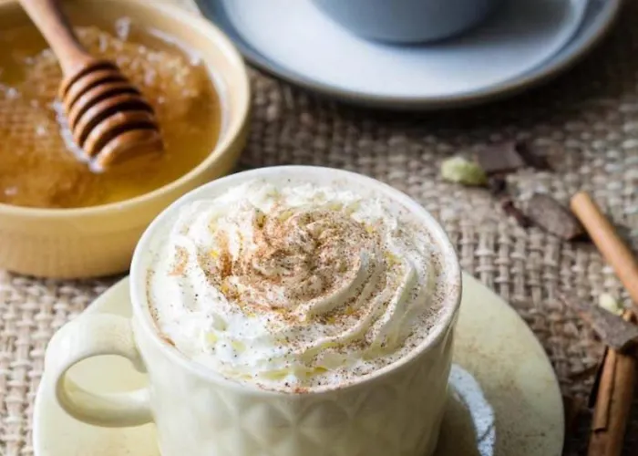 Labyrinthe Sur La Place D, Hotes , Calme ,netflix * Mirepoix (Ariege)